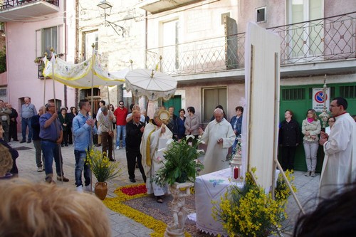 Clicca e ingrandisci la foto