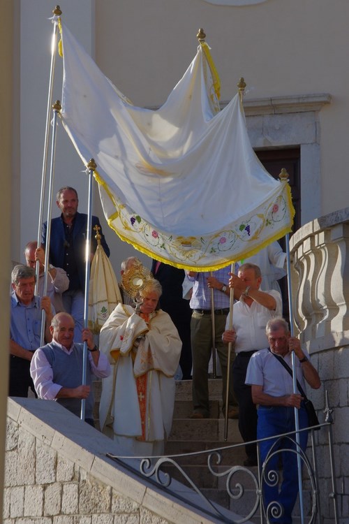 Clicca e ingrandisci la foto