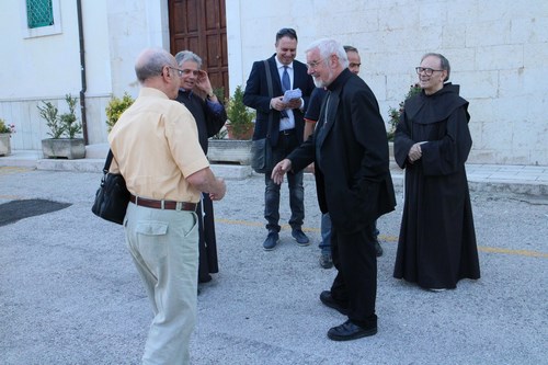 Clicca e ingrandisci la foto