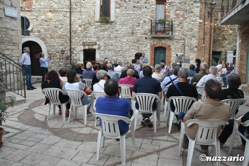 Clicca e ingrandisci la foto