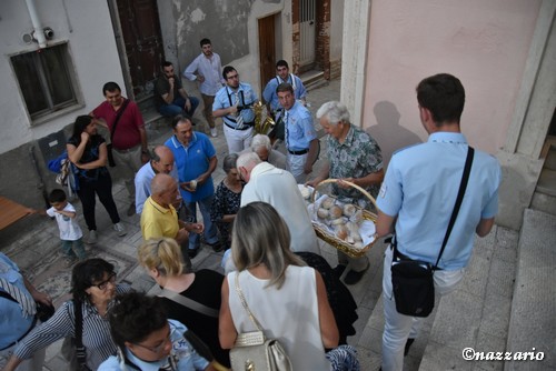 Clicca e ingrandisci la foto