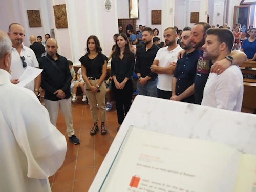 Clicca e ingrandisci la foto