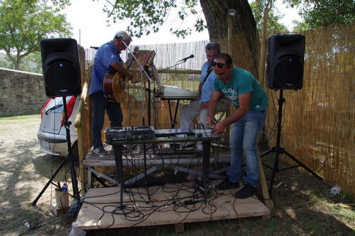 Clicca e ingrandisci la foto