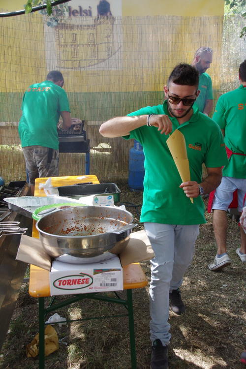 Clicca e ingrandisci la foto