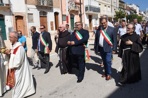 Clicca e ingrandisci la foto