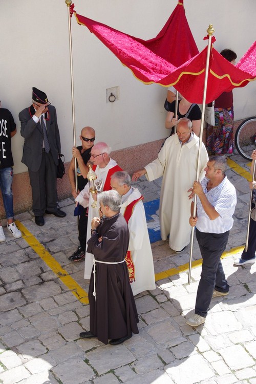 Clicca e ingrandisci la foto